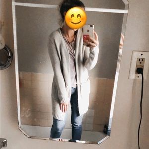 Come cozy fall sweater that fits any occasion